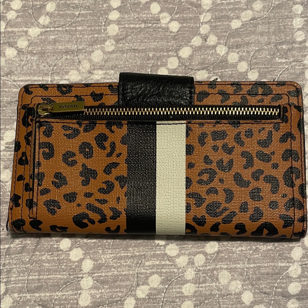 Fossil Tan Leopard Print Wallet with Black and White Stripe - Picture 3 of 4